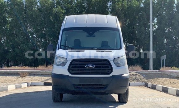 Ra Imported Ford Club Wagon funfun Ọkọ̀ in Import - Dubai ni Ashanti Ra Imported Ford Club Wagon funfun Ọkọ̀ in Import - Dubai ni Ashanti