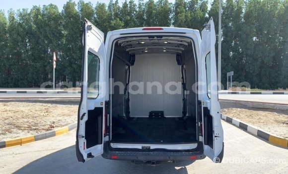 Ra Imported Ford Club Wagon funfun Ọkọ̀ in Import - Dubai ni Ashanti Ra Imported Ford Club Wagon funfun Ọkọ̀ in Import - Dubai ni Ashanti