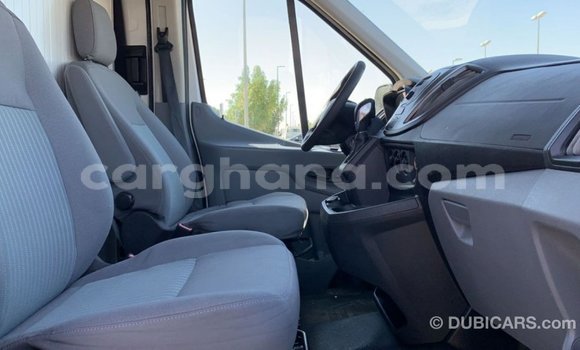 Ra Imported Ford Club Wagon funfun Ọkọ̀ in Import - Dubai ni Ashanti Ra Imported Ford Club Wagon funfun Ọkọ̀ in Import - Dubai ni Ashanti