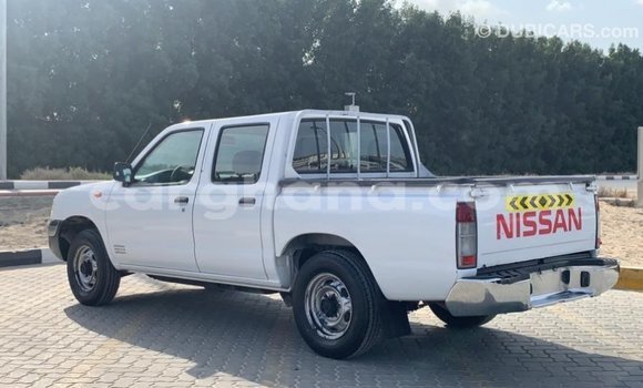 Ra Imported Nissan Pickup funfun Ọkọ̀ in Import - Dubai ni Ashanti Ra Imported Nissan Pickup funfun Ọkọ̀ in Import - Dubai ni Ashanti