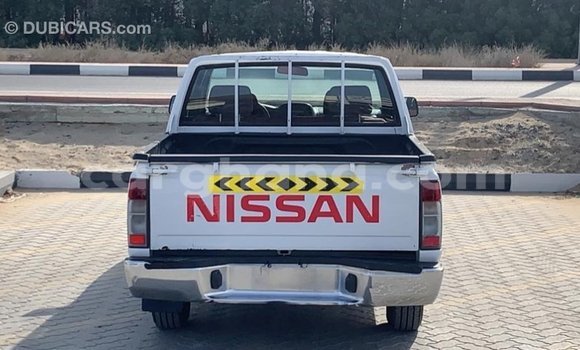 Ra Imported Nissan Pickup funfun Ọkọ̀ in Import - Dubai ni Ashanti Ra Imported Nissan Pickup funfun Ọkọ̀ in Import - Dubai ni Ashanti