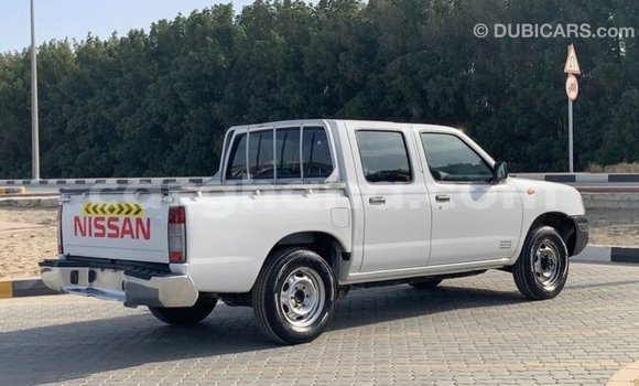 Ra Imported Nissan Pickup funfun Ọkọ̀ in Import - Dubai ni Ashanti Ra Imported Nissan Pickup funfun Ọkọ̀ in Import - Dubai ni Ashanti