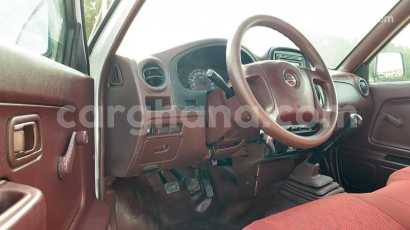 Big with watermark nissan pickup ashanti import dubai 39434