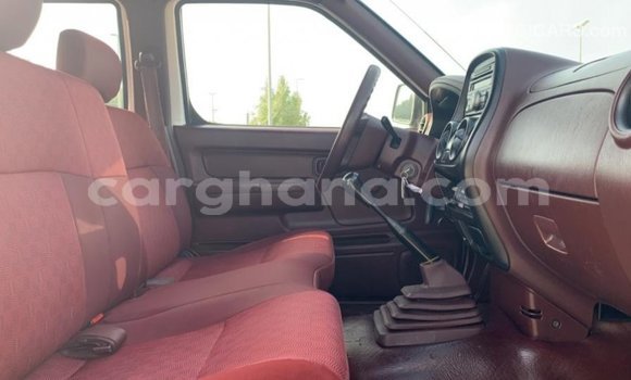 Ra Imported Nissan Pickup funfun Ọkọ̀ in Import - Dubai ni Ashanti Ra Imported Nissan Pickup funfun Ọkọ̀ in Import - Dubai ni Ashanti