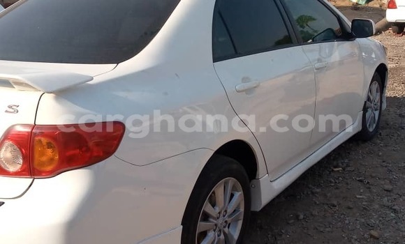 Buy Used Toyota Corolla White Car in Accra in Greater Accra