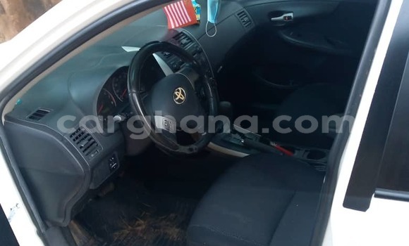 Ra Àlòkù Toyota Corolla funfun Ọkọ̀ in Accra ni Greater Accra Ra Àlòkù Toyota Corolla funfun Ọkọ̀ in Accra ni Greater Accra