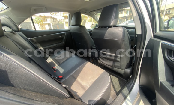 Sayi Na hannu Toyota Corolla Azurfa Mota in Tema a Greater Accra Sayi Na hannu Toyota Corolla Azurfa Mota in Tema a Greater Accra