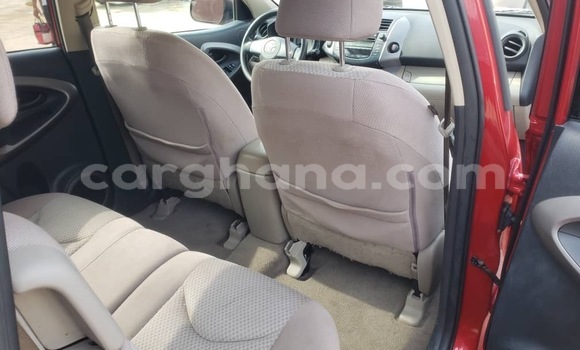 Sayi Na hannu Toyota RAV4 Red Mota in Tema a Greater Accra Sayi Na hannu Toyota RAV4 Red Mota in Tema a Greater Accra