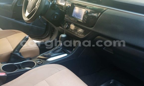 Ra Àlòkù Toyota Corolla Silver Ọkọ̀ in Sekondi–Takoradi Metropolitan ni Oorun Ra Àlòkù Toyota Corolla Silver Ọkọ̀ in Sekondi–Takoradi Metropolitan ni Oorun