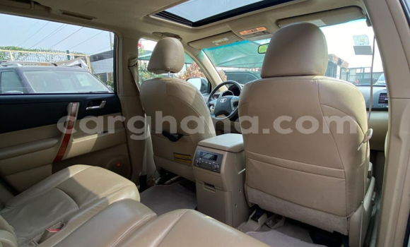 Buy Used Toyota Highlander White Car in Tema in Greater Accra Buy Used Toyota Highlander White Car in Tema in Greater Accra