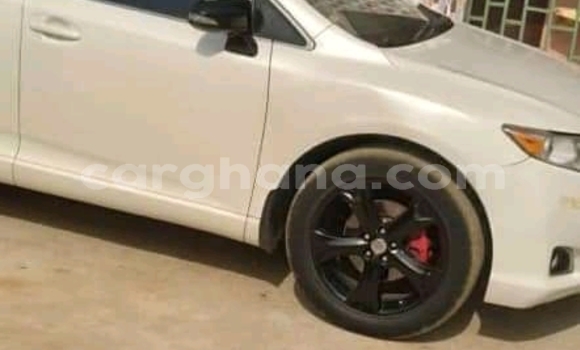 Ra Àlòkù Toyota RAV4 funfun Ọkọ̀ in Berekum ni Brong-Ahafo Ra Àlòkù Toyota RAV4 funfun Ọkọ̀ in Berekum ni Brong-Ahafo