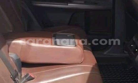 Ra Àlòkù Toyota RAV4 funfun Ọkọ̀ in Berekum ni Brong-Ahafo Ra Àlòkù Toyota RAV4 funfun Ọkọ̀ in Berekum ni Brong-Ahafo