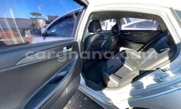 Ra Àlòkù Hyundai Elantra Silver Ọkọ̀ in Berekum ni Brong-Ahafo Ra Àlòkù Hyundai Elantra Silver Ọkọ̀ in Berekum ni Brong-Ahafo