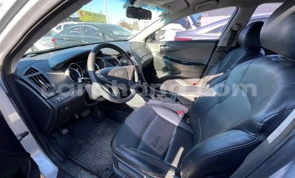 Ra Àlòkù Hyundai Elantra Silver Ọkọ̀ in Berekum ni Brong-Ahafo Ra Àlòkù Hyundai Elantra Silver Ọkọ̀ in Berekum ni Brong-Ahafo