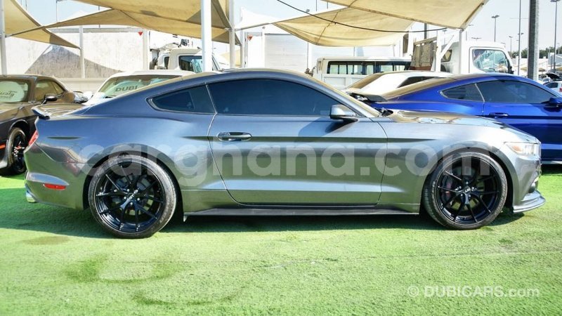 Big with watermark ford mustang ashanti import dubai 39486