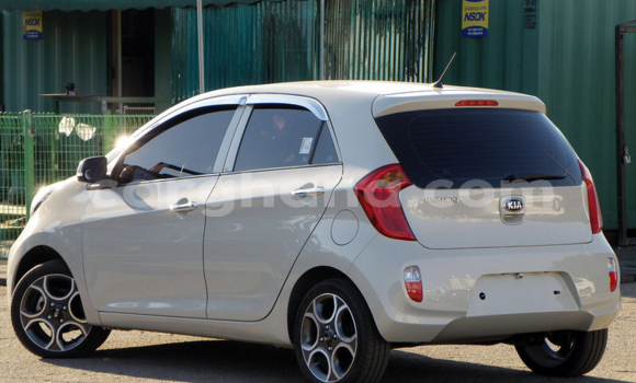 Sayi Na hannu Kia Picanto White Mota in Tema a Greater Accra Sayi Na hannu Kia Picanto White Mota in Tema a Greater Accra