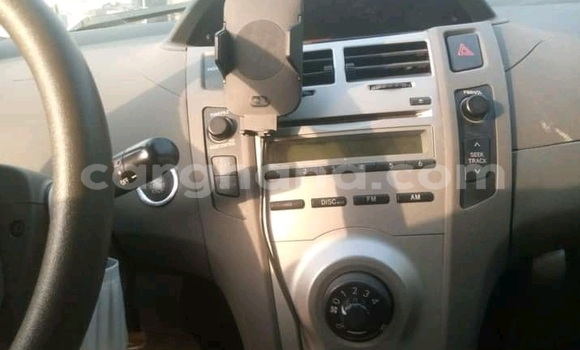 Ra Àlòkù Toyota Vitz Silver Ọkọ̀ in Berekum ni Brong-Ahafo Ra Àlòkù Toyota Vitz Silver Ọkọ̀ in Berekum ni Brong-Ahafo