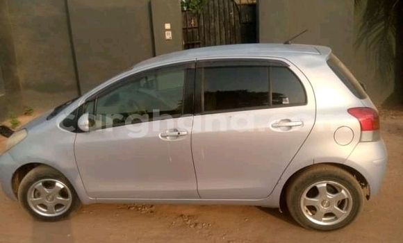 Ra Àlòkù Toyota Vitz Silver Ọkọ̀ in Berekum ni Brong-Ahafo Ra Àlòkù Toyota Vitz Silver Ọkọ̀ in Berekum ni Brong-Ahafo