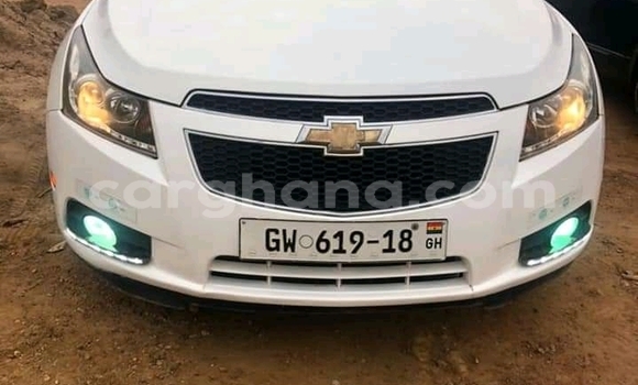 Ra Àlòkù Cadillac Eldorado funfun Ọkọ̀ in Berekum ni Brong-Ahafo Ra Àlòkù Cadillac Eldorado funfun Ọkọ̀ in Berekum ni Brong-Ahafo