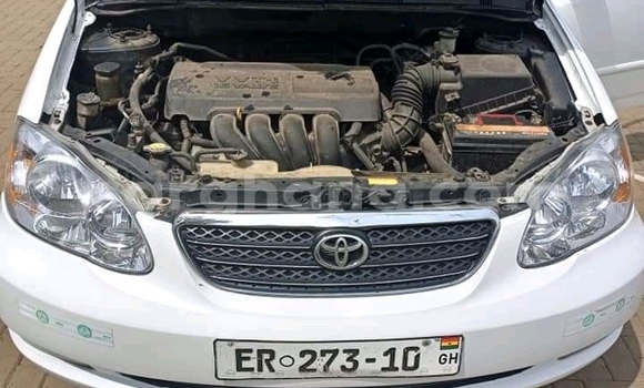 Ra Àlòkù Toyota Corolla funfun Ọkọ̀ in Berekum ni Brong-Ahafo Ra Àlòkù Toyota Corolla funfun Ọkọ̀ in Berekum ni Brong-Ahafo