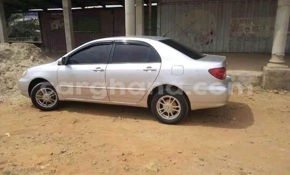 Ra Àlòkù Toyota Corolla Silver Ọkọ̀ in Berekum ni Brong-Ahafo Ra Àlòkù Toyota Corolla Silver Ọkọ̀ in Berekum ni Brong-Ahafo