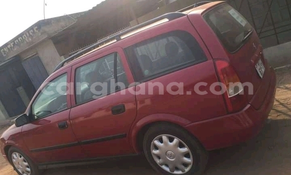 Ra Àlòkù Opel Vita Red Ọkọ̀ in Berekum ni Brong-Ahafo Ra Àlòkù Opel Vita Red Ọkọ̀ in Berekum ni Brong-Ahafo