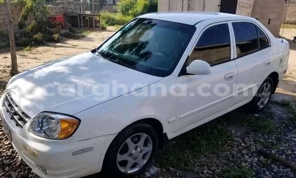 Buy Used Hyundai Accent White Car in Sekondi–Takoradi Metropolitan in Western Buy Used Hyundai Accent White Car in Sekondi–Takoradi Metropolitan in Western
