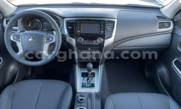 Buy Import Mitsubishi L300 White Car in Sekondi–Takoradi Metropolitan in Western Buy Import Mitsubishi L300 White Car in Sekondi–Takoradi Metropolitan in Western