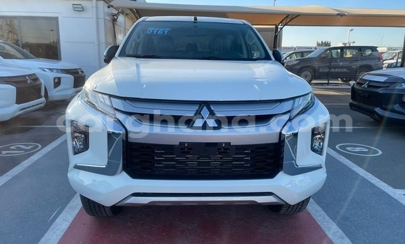 Buy Import Mitsubishi L300 White Car in Sekondi–Takoradi Metropolitan in Western Buy Import Mitsubishi L300 White Car in Sekondi–Takoradi Metropolitan in Western