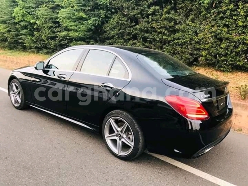 Big with watermark mercedes benz 300cd greater accra accra 39546