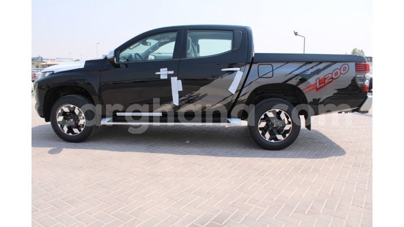 Big with watermark mitsubishi l200 ashanti import dubai 39548