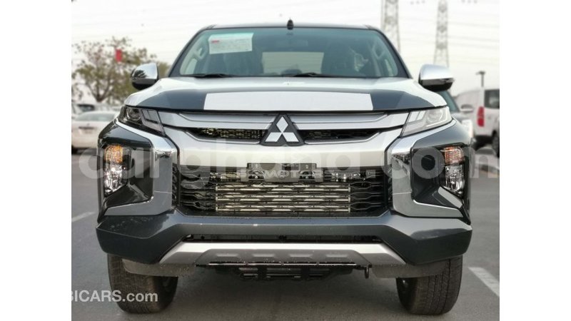 Big with watermark mitsubishi l200 ashanti import dubai 39549