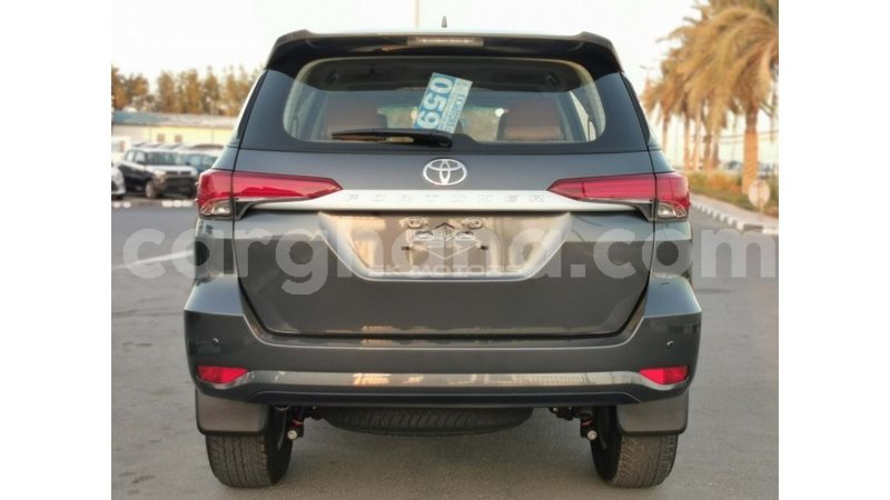 Big with watermark toyota fortuner ashanti import dubai 39563