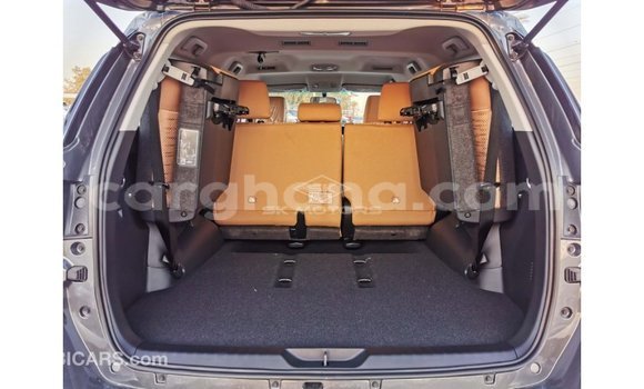 Buy Import Toyota Fortuner Other Car in Import - Dubai in Ashanti Buy Import Toyota Fortuner Other Car in Import - Dubai in Ashanti