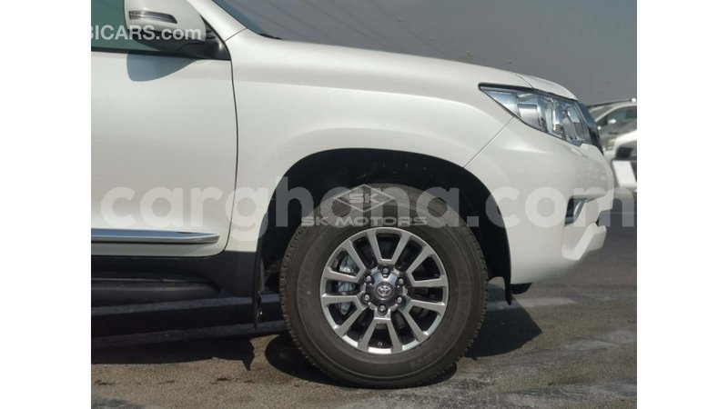 Big with watermark toyota prado ashanti import dubai 39565