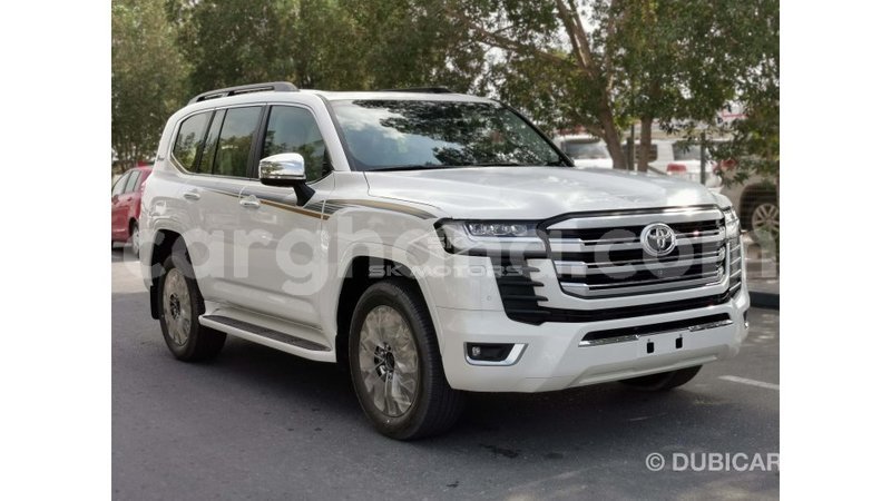 Big with watermark toyota land cruiser ashanti import dubai 39566