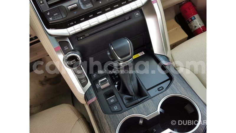 Big with watermark toyota land cruiser ashanti import dubai 39566