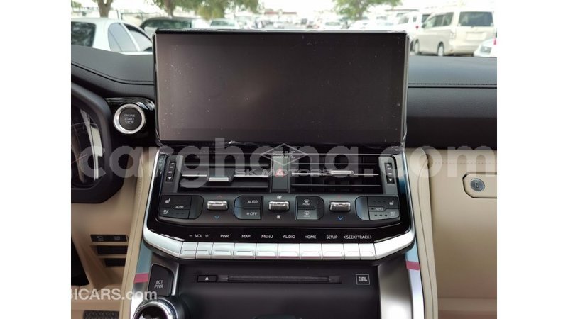 Big with watermark toyota land cruiser ashanti import dubai 39566