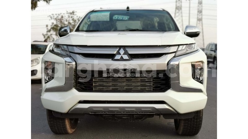 Big with watermark mitsubishi l200 ashanti import dubai 39569