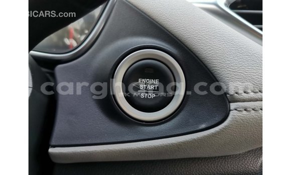 Ra Imported Chevrolet Captiva funfun Ọkọ̀ in Import - Dubai ni Ashanti Ra Imported Chevrolet Captiva funfun Ọkọ̀ in Import - Dubai ni Ashanti