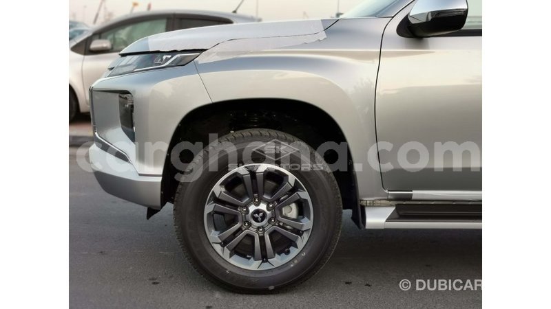 Big with watermark mitsubishi l200 ashanti import dubai 39580