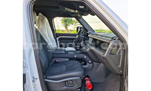 Ra Imported Land Rover Defender funfun Ọkọ̀ in Import - Dubai ni Ashanti Ra Imported Land Rover Defender funfun Ọkọ̀ in Import - Dubai ni Ashanti