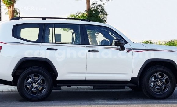 Ra Imported Toyota Land Cruiser funfun Ọkọ̀ in Import - Dubai ni Ashanti Ra Imported Toyota Land Cruiser funfun Ọkọ̀ in Import - Dubai ni Ashanti