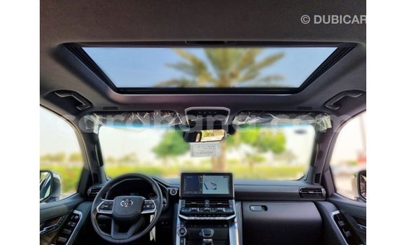 Ra Imported Toyota Land Cruiser funfun Ọkọ̀ in Import - Dubai ni Ashanti Ra Imported Toyota Land Cruiser funfun Ọkọ̀ in Import - Dubai ni Ashanti