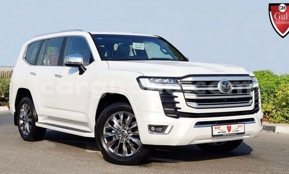 Buy Import Toyota Land Cruiser White Car in Import - Dubai in Ashanti