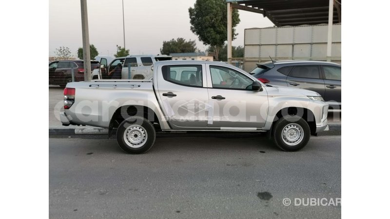 Big with watermark mitsubishi l200 ashanti import dubai 39590