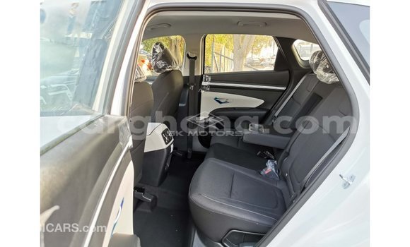 Ra Imported Hyundai Tucson funfun Ọkọ̀ in Import - Dubai ni Ashanti Ra Imported Hyundai Tucson funfun Ọkọ̀ in Import - Dubai ni Ashanti