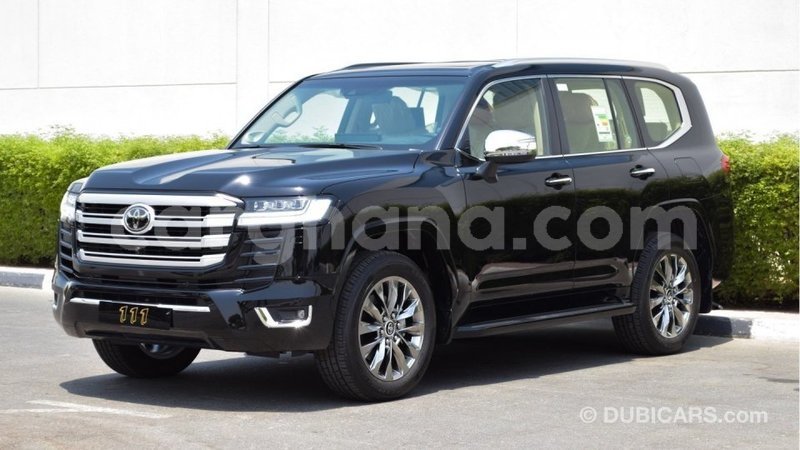 Big with watermark toyota land cruiser ashanti import dubai 39602