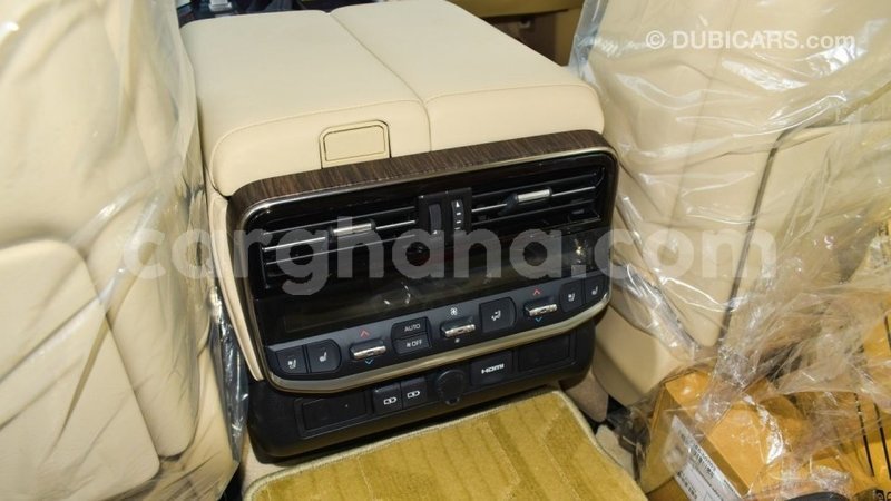 Big with watermark toyota land cruiser ashanti import dubai 39602