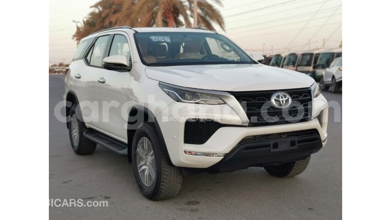 Big with watermark toyota fortuner ashanti import dubai 39609